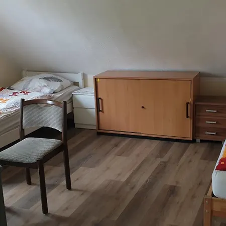 Monteur-zimmer Haeger *